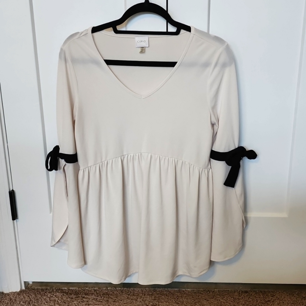 Curious size S blouse